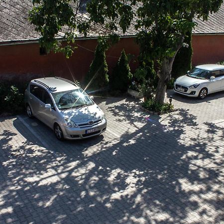 Air&Day Bed & Breakfast Vecsés Dış mekan fotoğraf