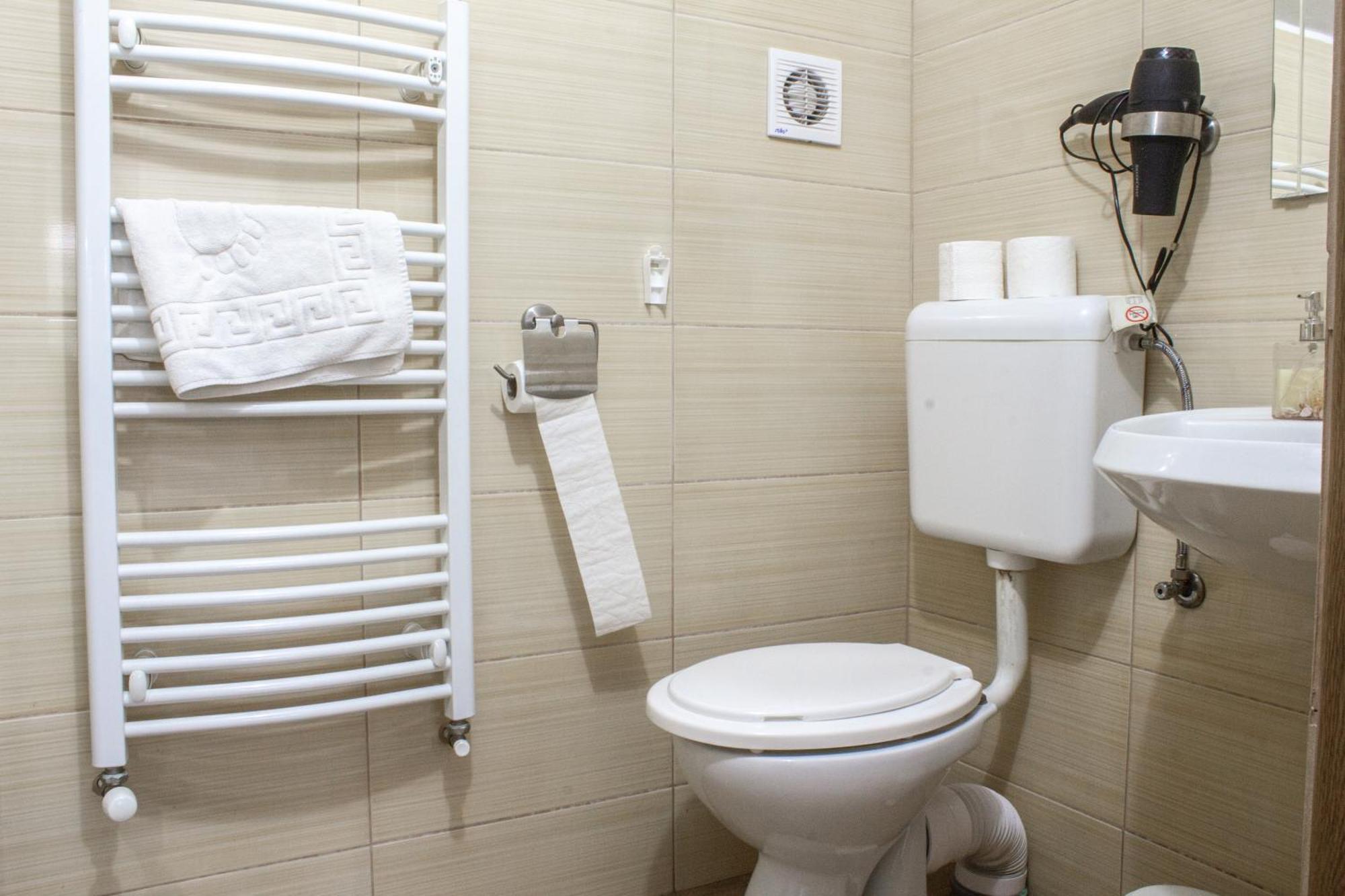 Air&Day Bed & Breakfast Vecsés Dış mekan fotoğraf